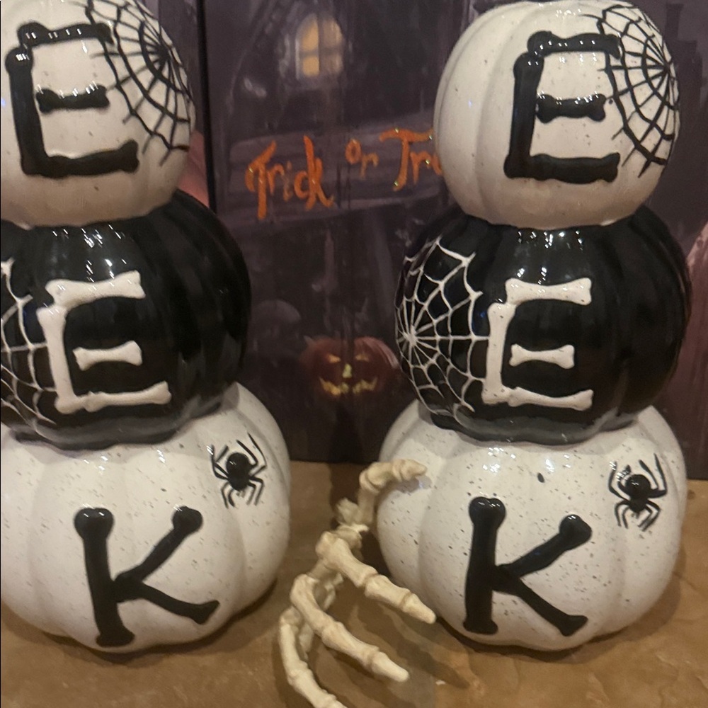 Spooky Stacked Pumpkin Decor - Black and White